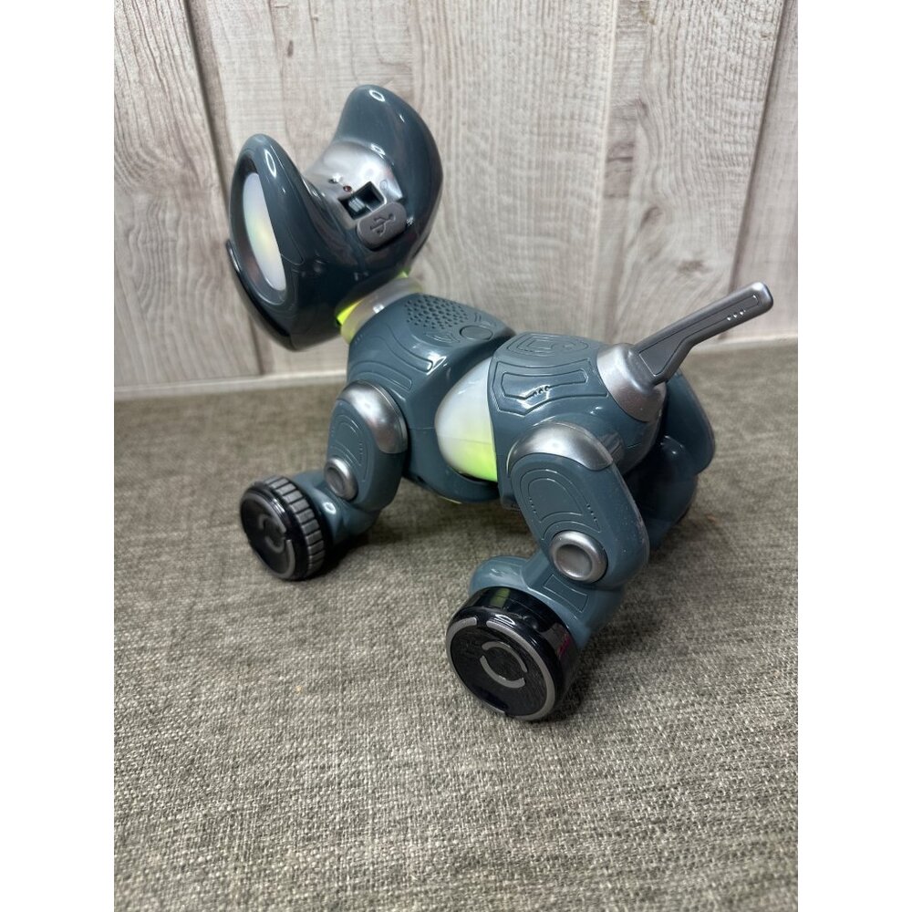 Pyxel Interactive Robotic Dog Toy LED Lights Learning Features & Motion Wheels - Picture 4 of 11